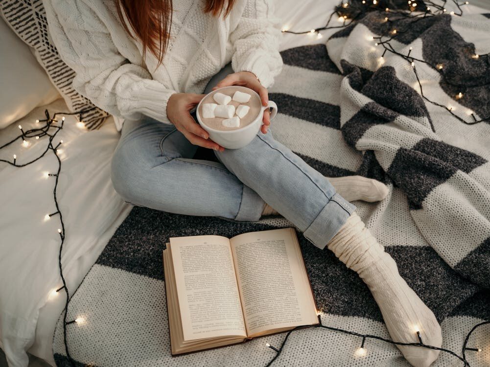 Jak v ložnici rozproudit vášeň? Romantickým ložním prádlem!