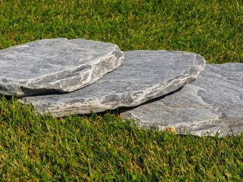 Prodej přírodního kamene pro váš útulný domov a zahradu