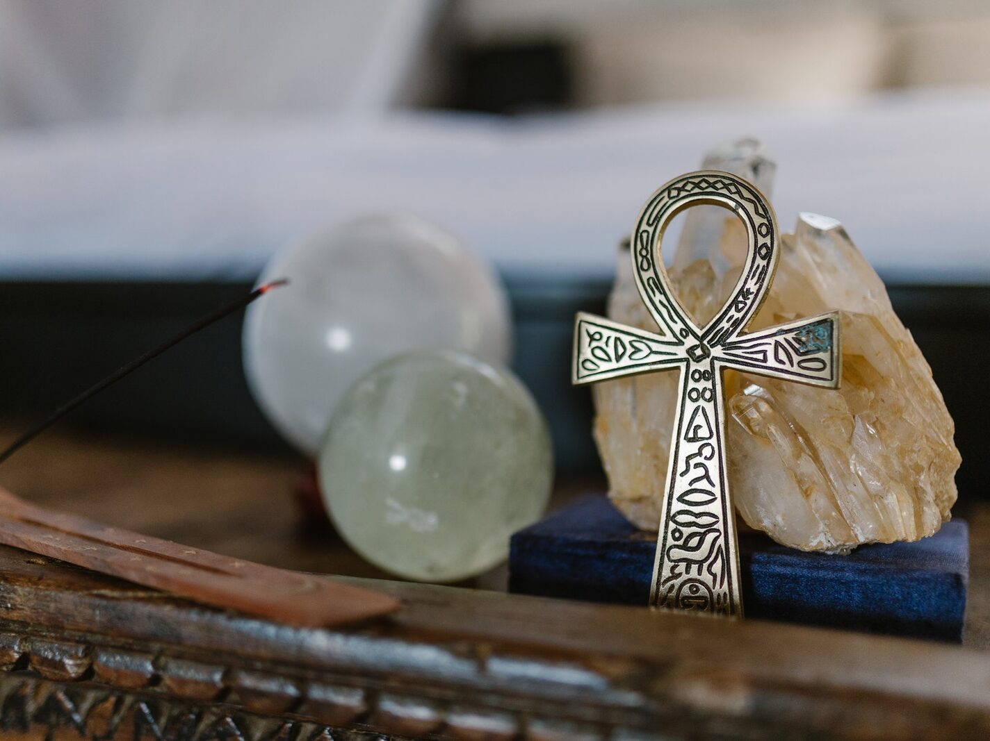 Gold and Silver Round Pendant