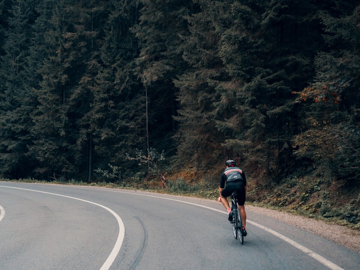 men's black bike helmet