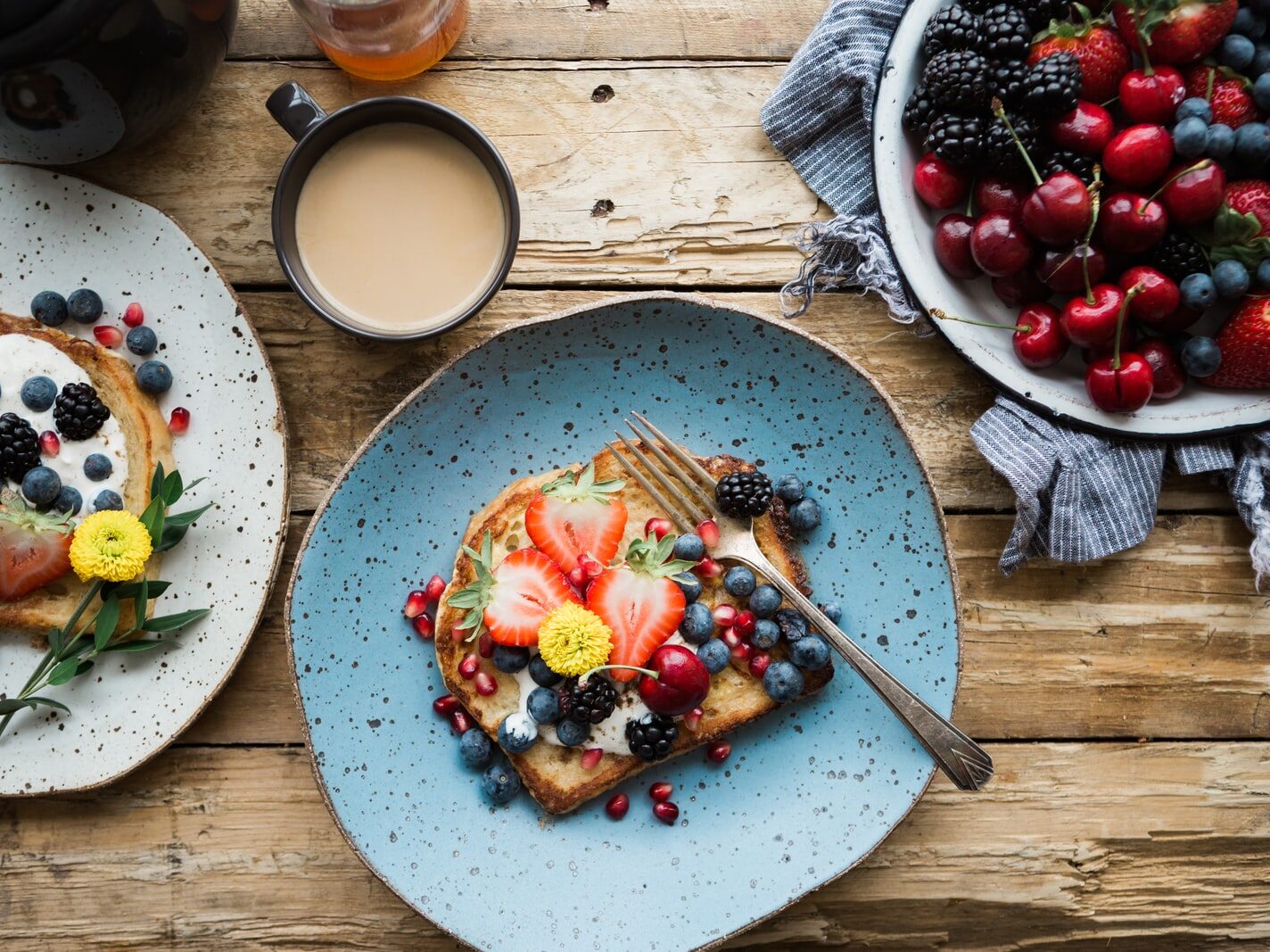 fruit sandwich on a blue ceramic plate