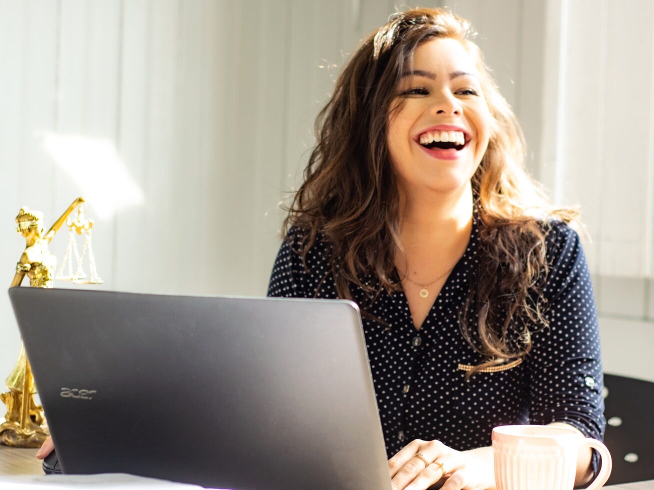 Pokud se snažíte odejít z práce, tady je návod, jak to udělat. Vyslechly jsme ženy, které to zvládly