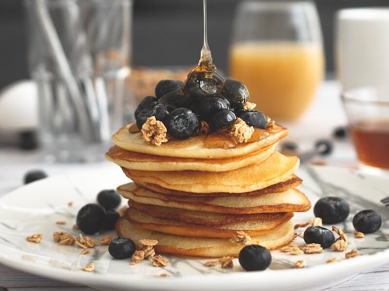 hot cakes served on white plate