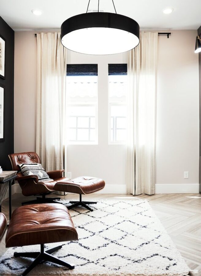 round white and black pendant lamp