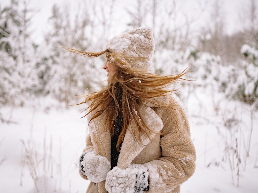 Woman wearing Winter Clothings