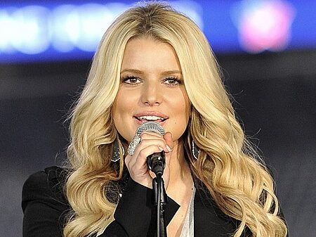Jessica Simpson překvapila své fanoušky novou fotografií, na které je výrazně hubená