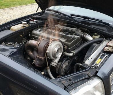 kdo-parkuje-auto-t-mhle-zp-sobem-ni-si-motor-a-featured