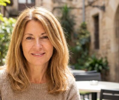 tahle-barva-vlas-um-obli-ej-opticky-omladit-kad-featured