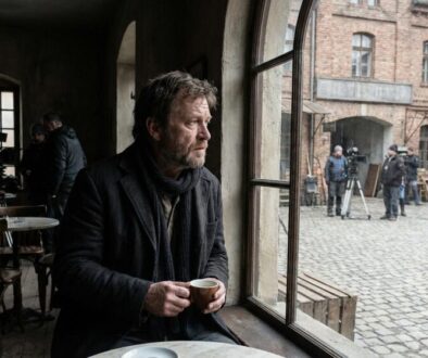 zn-m-esk-herec-p-i-el-o-velkou-p-le-itost-to-featured